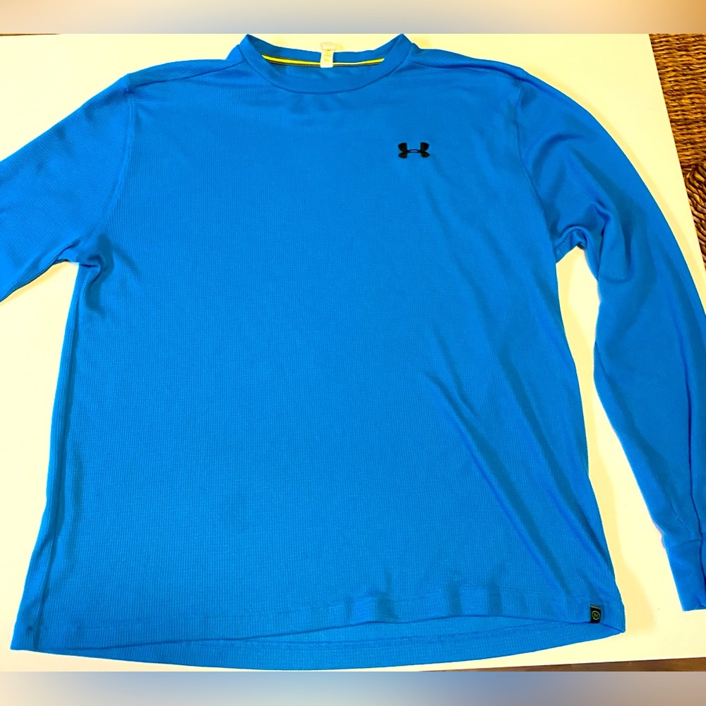 NEW! Men’s Under Armour All Season Gear Long Sleeve Shirt